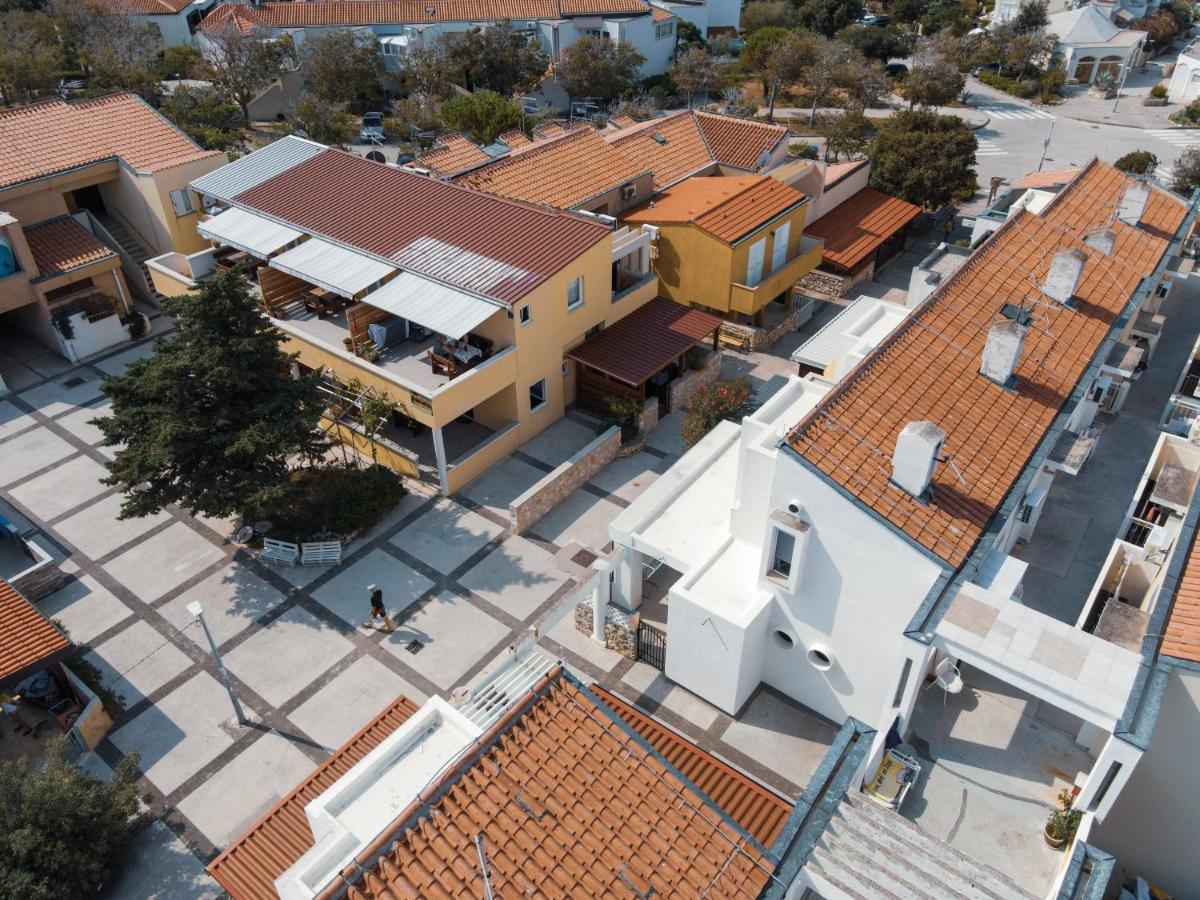 Guesthouse Lastavica Novaglia Esterno foto