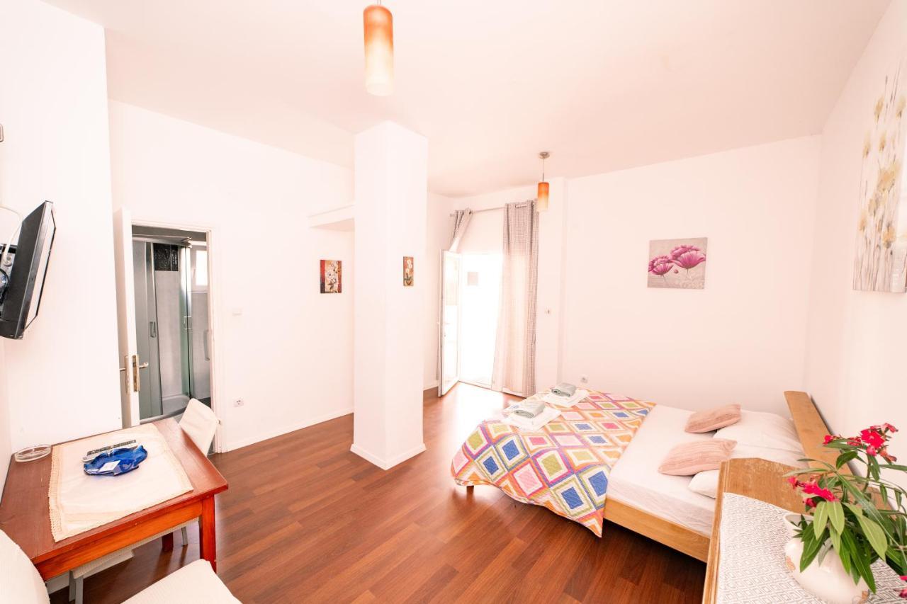 Guesthouse Lastavica Novaglia Esterno foto