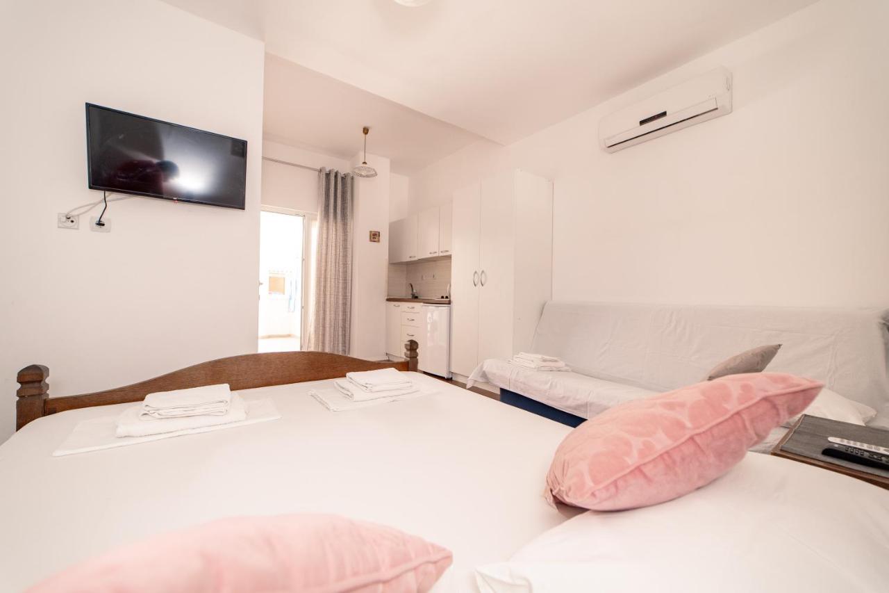 Guesthouse Lastavica Novaglia Esterno foto