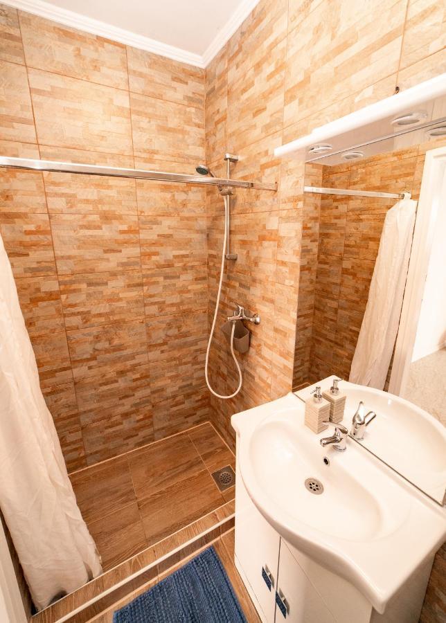 Guesthouse Lastavica Novaglia Esterno foto